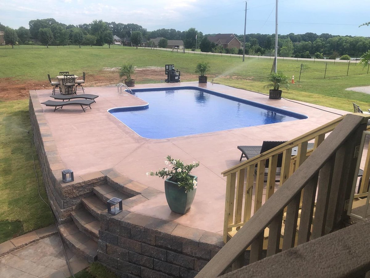 FiberglassPool_'s tweet image. Our expert team will ensure a flawless swimming pool installation, giving you peace of mind and endless hours of fun. Contact us today to see how we can help meet your needs!

#SwimmingPoolInstallation #SuperiorPoolConstructionInc
florenceswimmingpoolcontractor.com