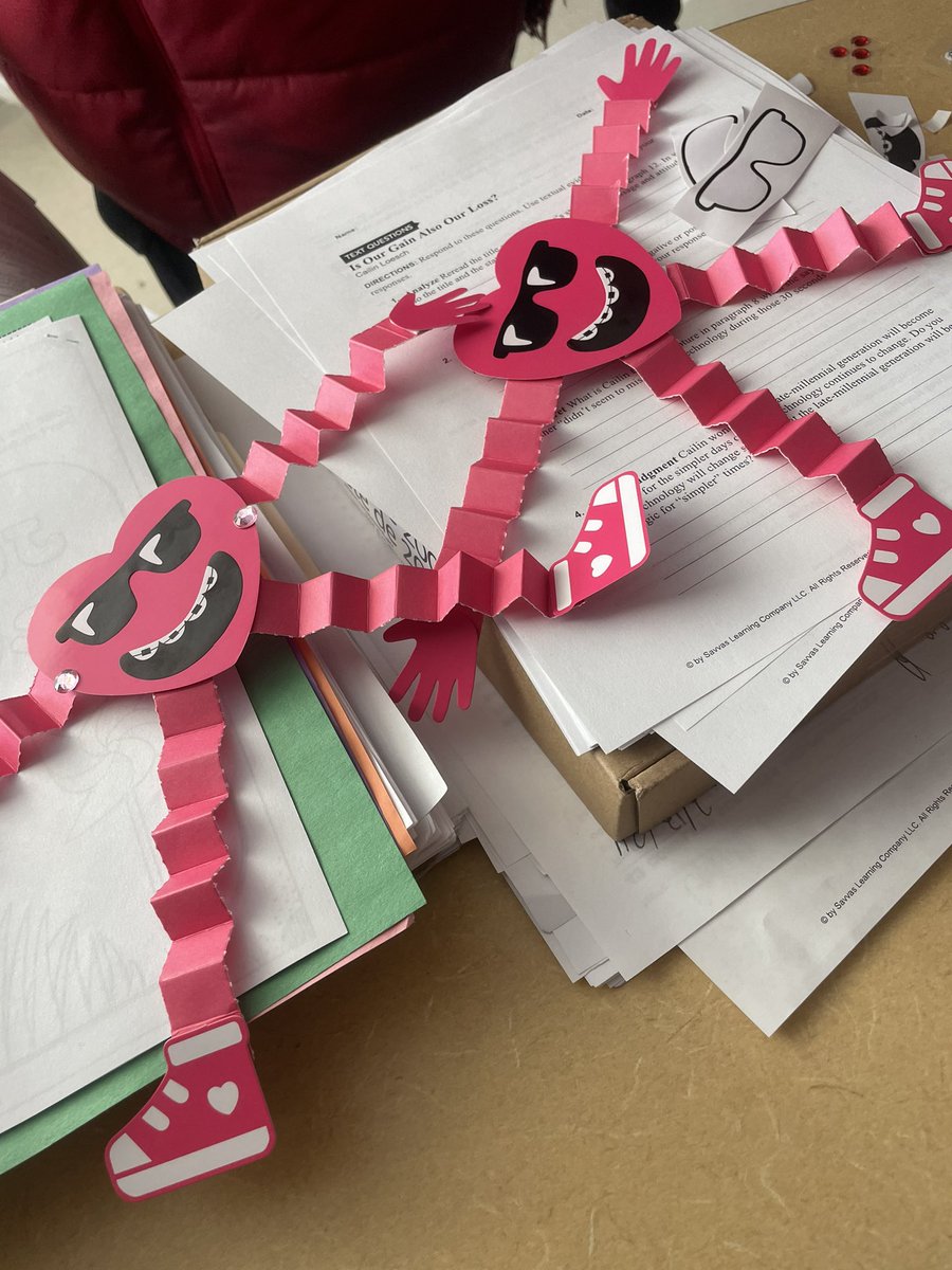 MsJackson_6's tweet photo. Crafts made by my SEL class these past two days to get us in the Valentine’s Day spirit! 💗🫶🏼 https://t.co/IpMwpGeF5o