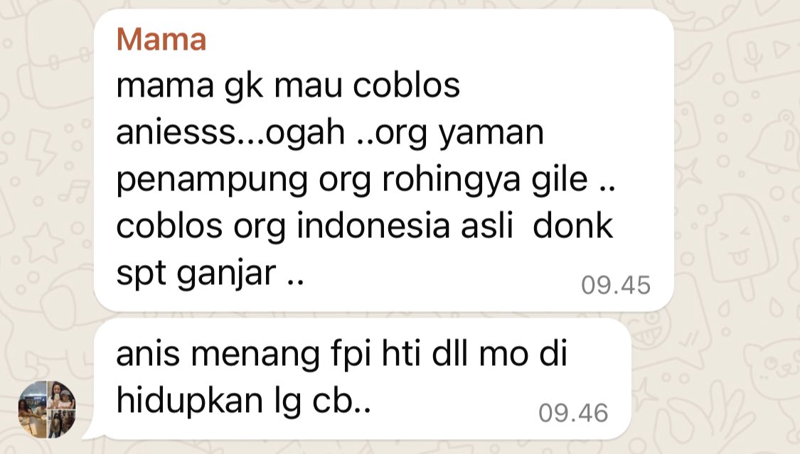 marrhahaha's tweet photo. Ril kena hoax tiktok nih emak gua. Emg beliau target pasar yg tepat sih buat konten2 sesat wkwkkw 🥲🥲 https://t.co/M99JuxltNw