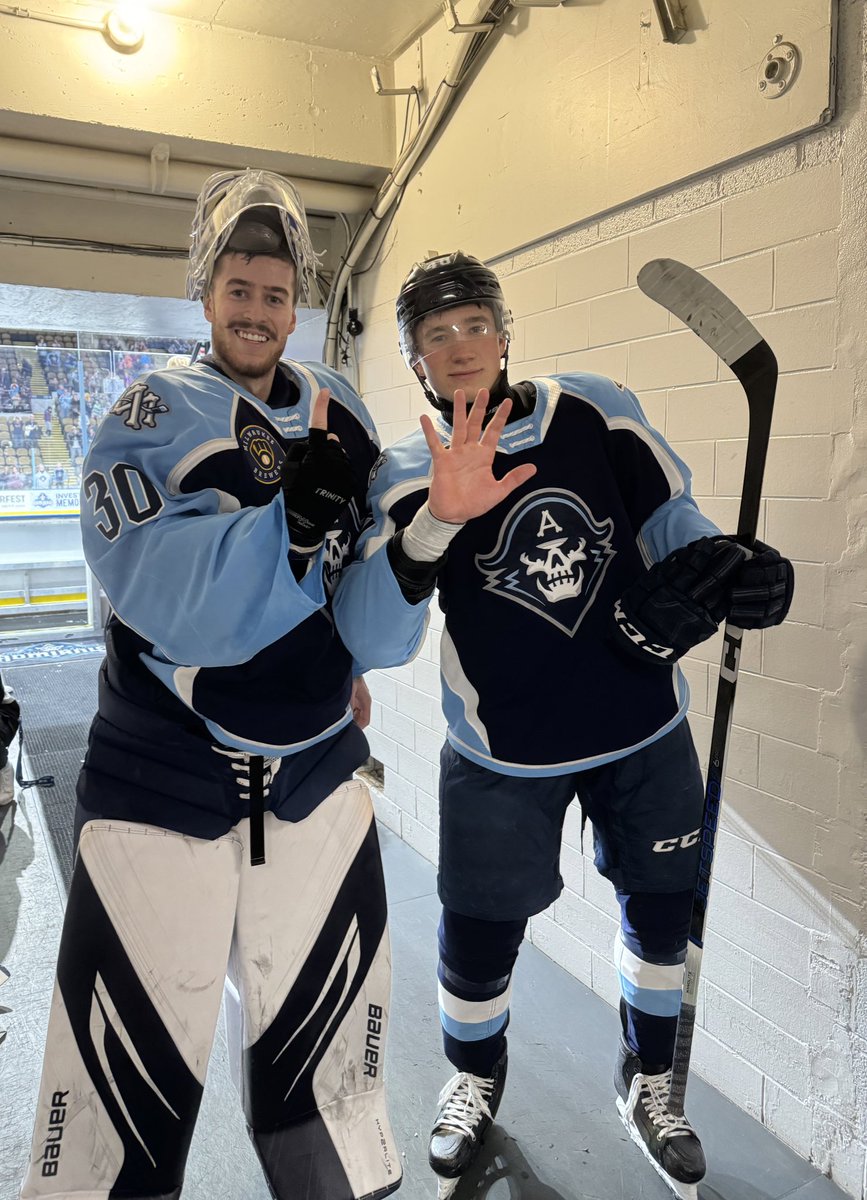 mkeadmirals's tweet photo. what’s better than 14 straight wins? https://t.co/1W4CC0Pmaq