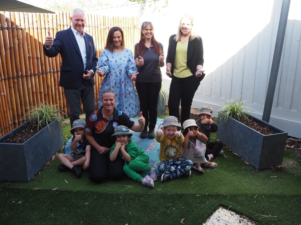 Vic Childrens Minister Lizzie Blandthorn came bearing good news to @GoodStartel West Melton that 600 early learning services incl 13 Goodstart centres will receive grants for Bush Kinder. The latest initiative from @VicGovDE that continues to lead the nation in ECEC policy.