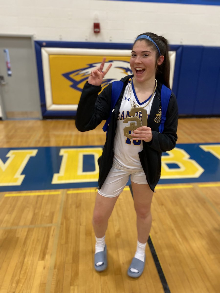 CSEaglesHoops's tweet photo. Eagles 62
TF South 31

Eagles advance to the regional championship on Thursday vs Romeoville!

Julianna Paddock (@julianapaddock) P.o.G. w/ huge effort going 18 pts &amp; 12 rebounds

Noor Ali (@thenoorali) drops 17

Zoe Trunk (@ZoeTrunk19) controlled floor all night &amp; scores 13 https://t.co/415PovdGmt