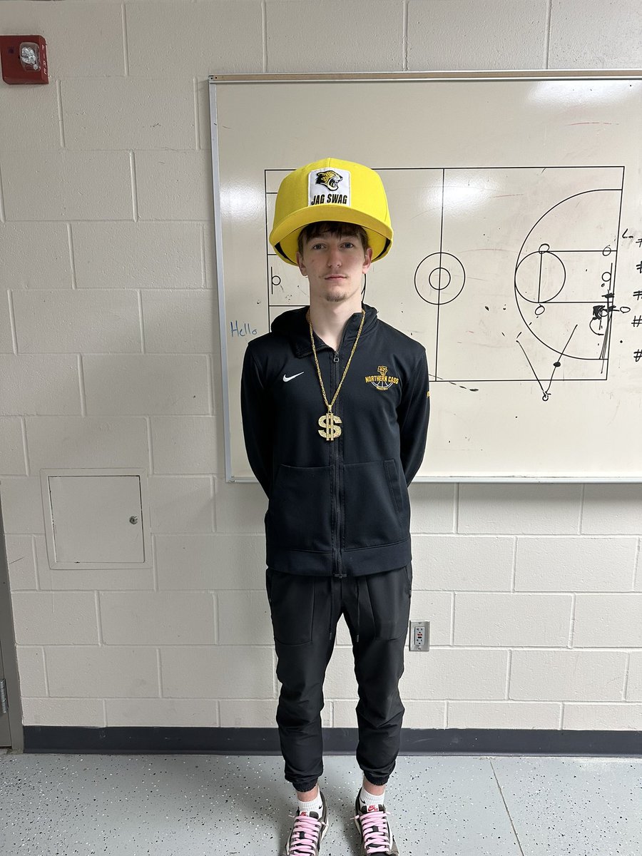 NCBOYSBBALL (@ncboysbball1) on Twitter photo <a href="/Landon_moser02/">Landon Moser</a> finishes with 30 pts to leads the Jags (14-5) over a scrappy BCN squad 65-56 on Senior Night!
<a href="/Calebenger3/">Caleb enger</a> 11 pts and 12 boards
<a href="/trey_husar/">Trey Husar</a> 10 pts
<a href="/MonsonKeelan/">Keelan Monson</a> 9 pts, 4 blocks, 3 stls & 6 rebounds
Jags finish the year 8-1 at home!
Thank you Seniors! <a href="/Landon_moser02/">Landon Moser</a> finishes with 30 pts to leads the Jags (14-5) over a scrappy BCN squad 65-56 on Senior Night!
<a href="/Calebenger3/">Caleb enger</a> 11 pts and 12 boards
<a href="/trey_husar/">Trey Husar</a> 10 pts
<a href="/MonsonKeelan/">Keelan Monson</a> 9 pts, 4 blocks, 3 stls & 6 rebounds
Jags finish the year 8-1 at home!
Thank you Seniors!