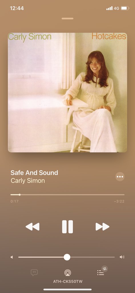 HosonoShotgun's tweet photo. #NowPlayer
#CarlySimon
#Hotcakes https://t.co/cpZJRJa1qd