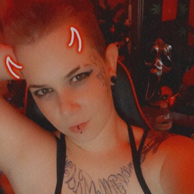 #NewProfilePic https://t.co/X311B5PQk7<a href="/tag/newprofilepic"class="tags">&#35;NewProfilePic</a>