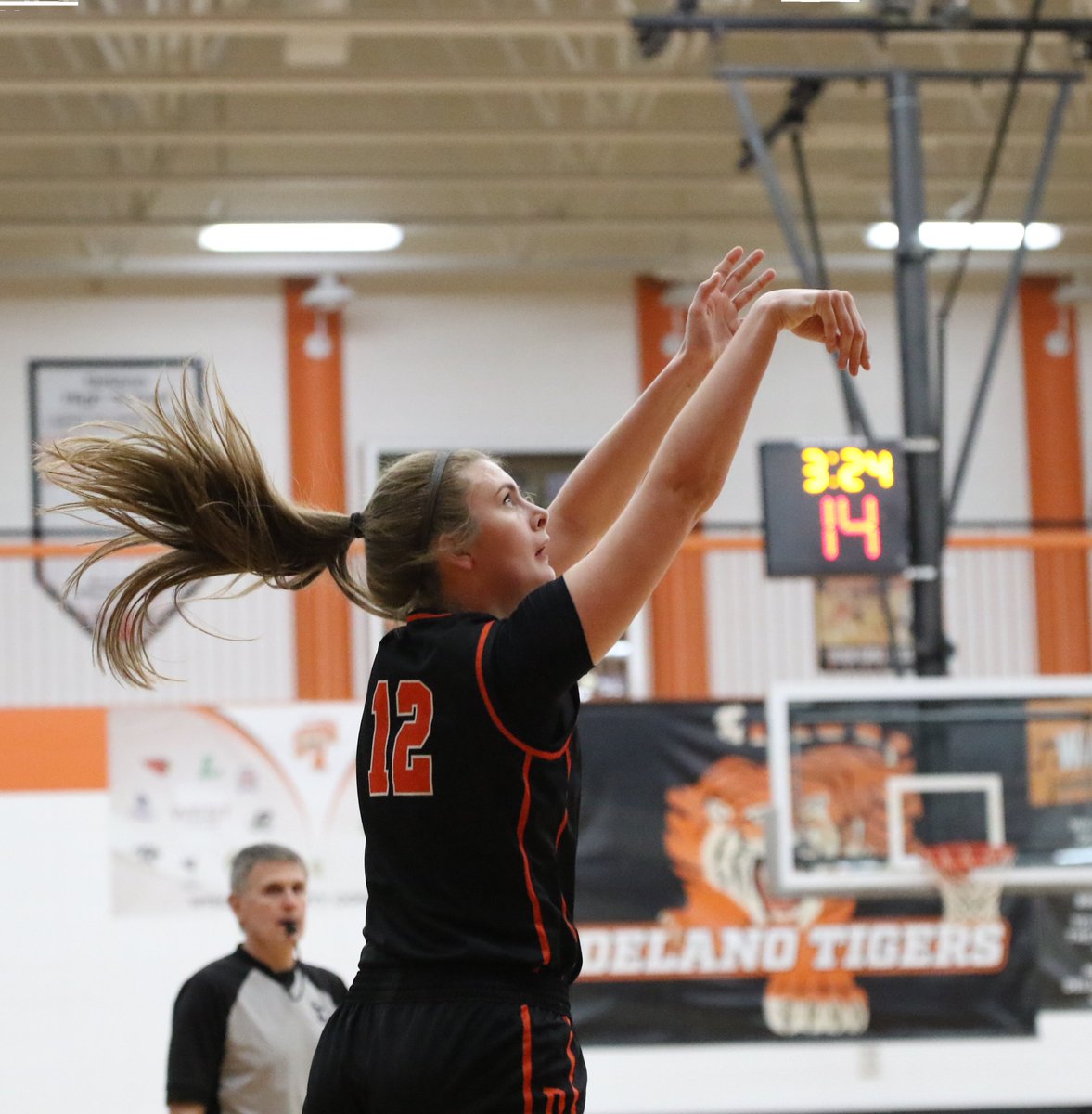 “It’s been the whole team. It hasn’t just been one single person."

PREP GIRLS BASKETBALL: Delano makes program history with win over Chisago Lakes #DHJSports
delanoheraldjournal.com/articles/sport…