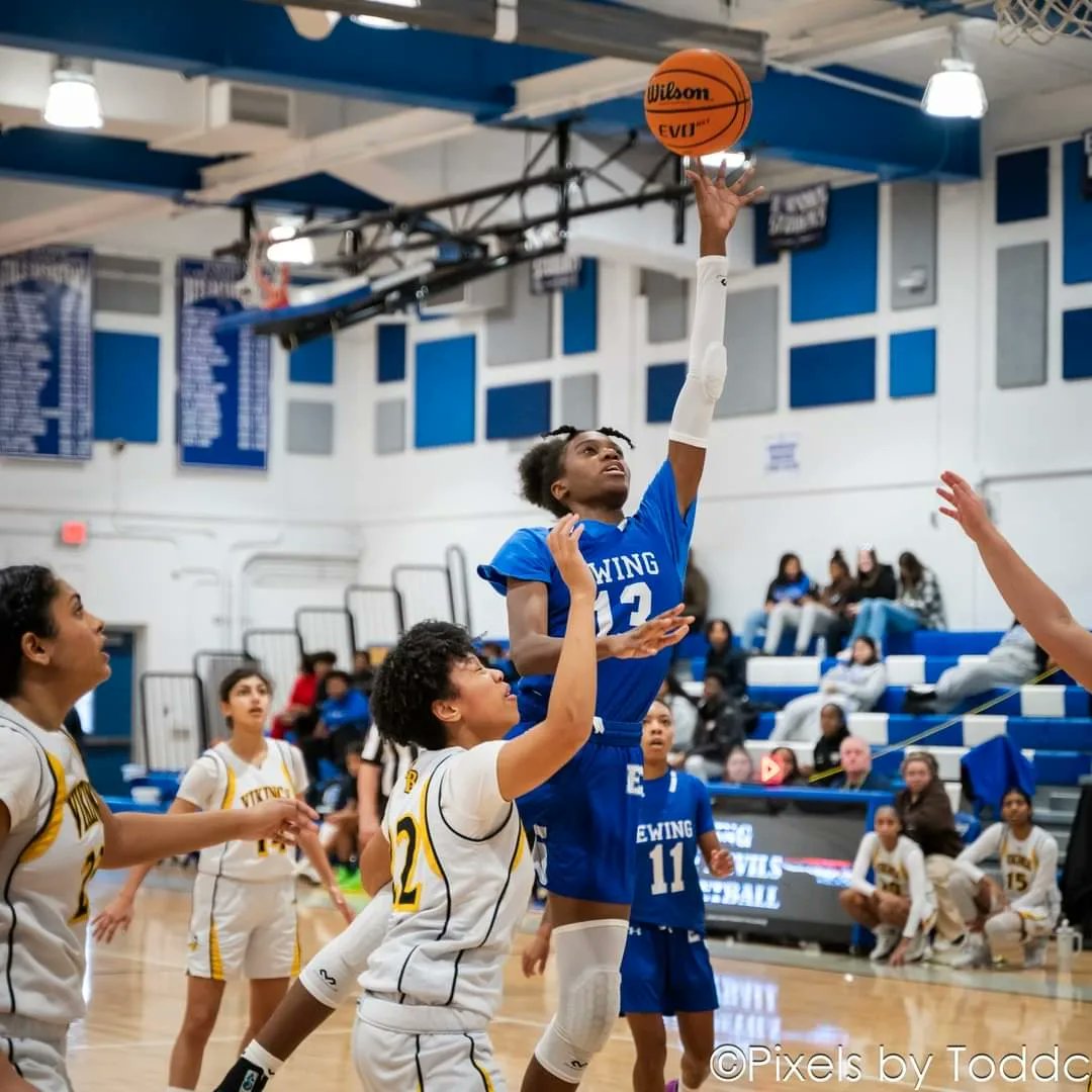 pixelsbytoddc's tweet photo. Ewing Girls Basketball &amp; Cheer https://t.co/xJXIIz0bGc