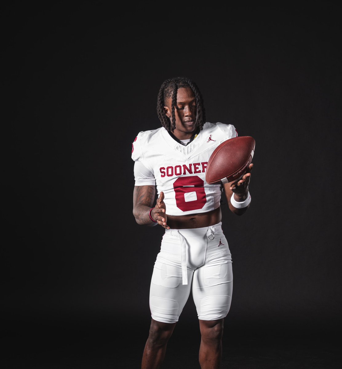 deionkburks's tweet photo. SIX. #OUDNA https://t.co/UlMwNsrH8O