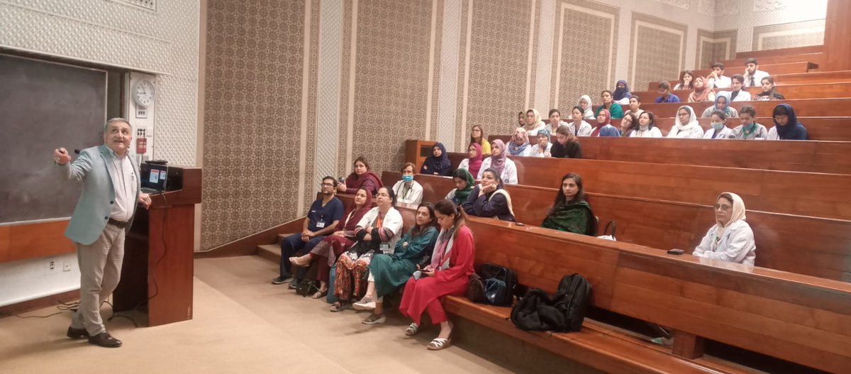 Today we had a guest lecture by Prof. Ahmet Silvaslioglu from Turkey on Urogynecological Patient Evaluation Based on Integral Theory <a href="/AKUGlobal/">Aga Khan University</a> as part of 3 days Hands on Urogynecology Course from Feb 15-17, 2024 at AKU, Karachi.