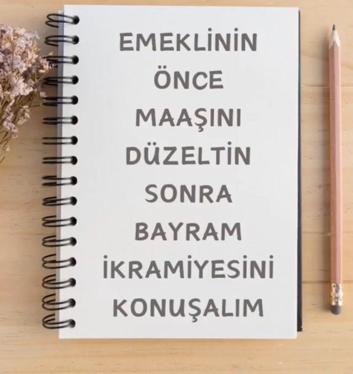 Sevgili Günlük, Akp Yine Emeklileri Kandırma Politikası Uygulamaya Hazırlanıyor.. Seçim Öncesi Bayram İkramiyesine  Ufak Bir Artırım Yaparak, Seyyanen Zamın Üstüne Sünger Çekip Emeklinin Ocağına İkinci Bir İncir Ağacı Dikme Peşinde  Ama, Yemezler..!

#EmeklininHesabı31Martta