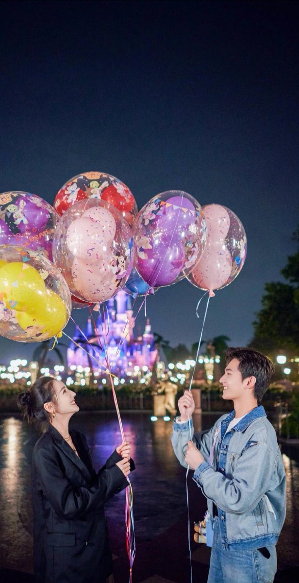 🌹สุขสันต์วันวาเลนไทน์ค่าาาาาาาาาา
ขอให้ทุกคนและหยางเร่อ มีแต่รอยยิ้มและมีความรักรายล้อมรอบๆตัวนะคะ 

#วันแห่งความรักหยางเร่อ
ValentineDay loveYangReba