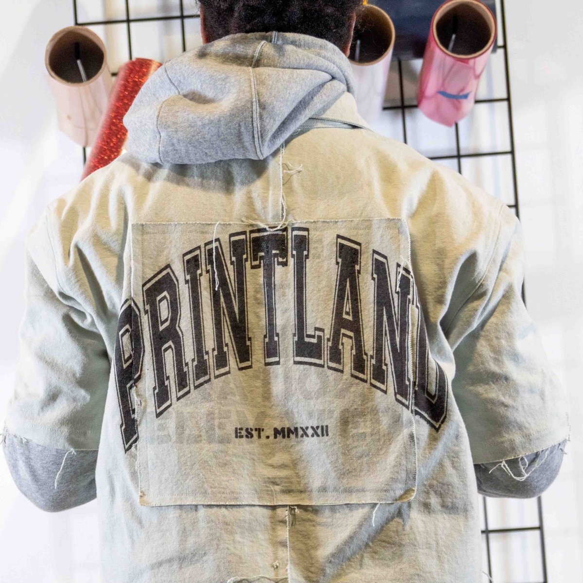 No graphic design project is too big or too small for our team, and we are happy to work with you to find the best solution for your needs. Visit us today!

#GraphicDesign 
t-shirtprintingcharlotte.com/about_us