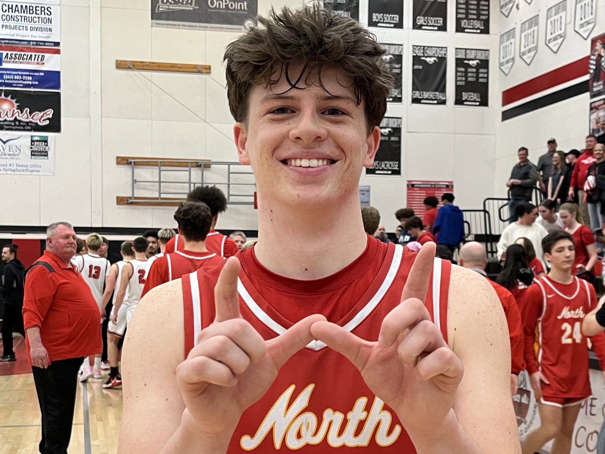 Just give him the ball and watch him go. When the game got tight in the second half, @NorthEugene_MBB put the rock in the hands of @Joey3Banry and the senior guard made it happen. Using his shifty moves, he created for himself and others, leading NEHS to the win. 14 pts, 4 ast.