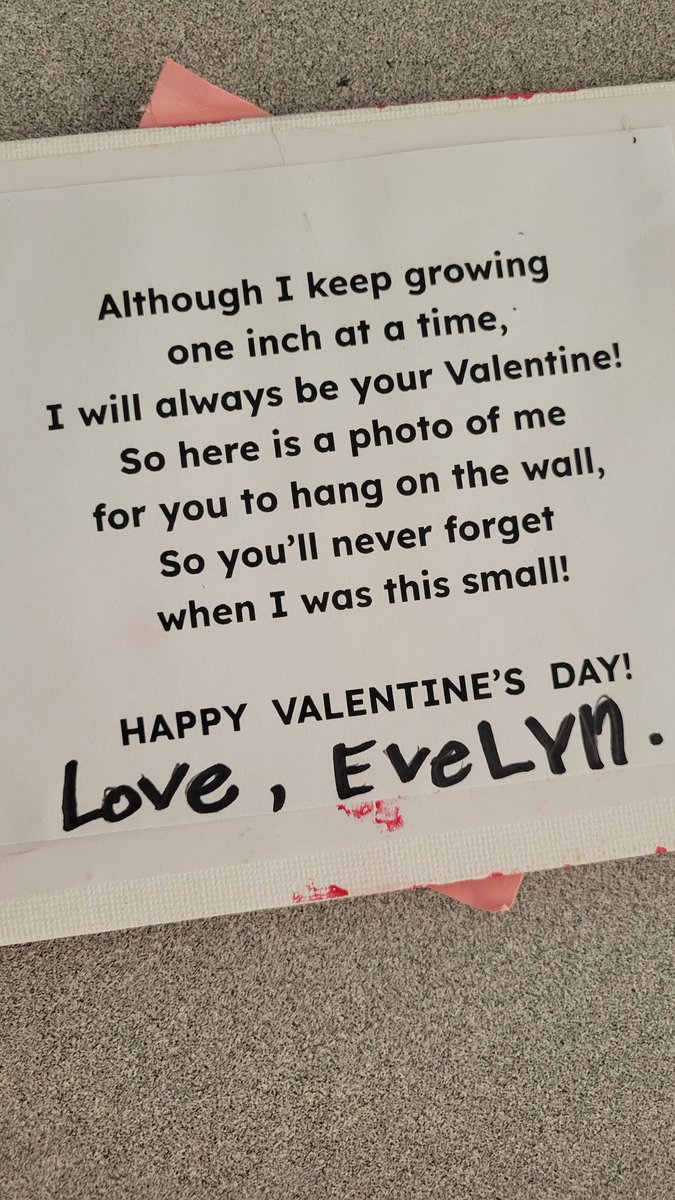granchellid's tweet photo. Special gift and card for moms and dads💝💌 @YCDSB @StStephenCES https://t.co/5Rv4VQWeO1
