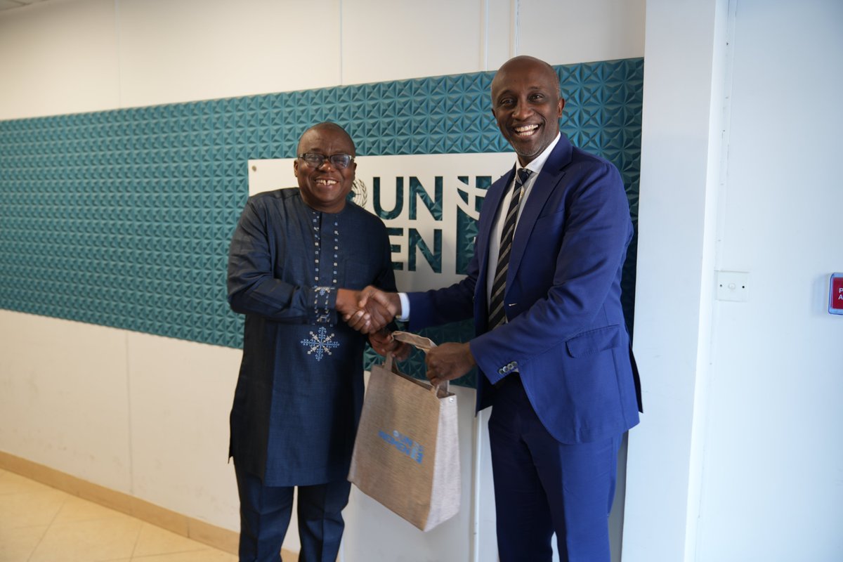 UN Resident Coordinator 🇵🇰<a href="/Momalindi/">Mo Yahya</a>
calls on UN Women Head of Office OIC Lansana Wonneh to discuss the strategies to advance gender equality and women empowerment in Pakistan. #GenderEquality #WomenEmpowerment