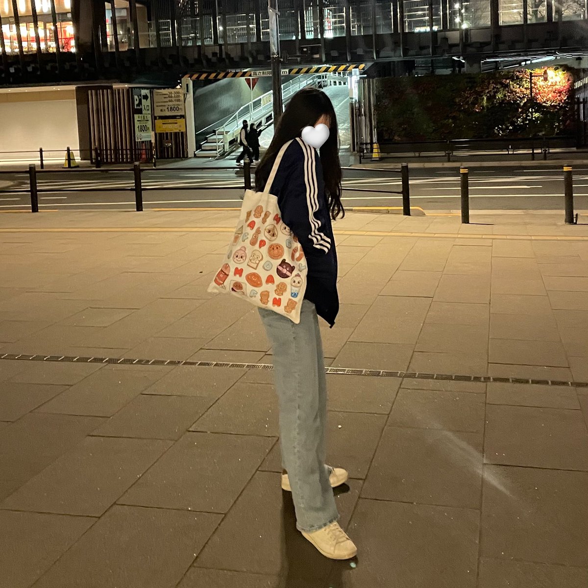 今日会える人いっぱい話そ〜‼︎(久しぶりの登場)
これに近い格好で参戦します🍫♡
久しぶりのpartyだ〜嬉しすぎる。
#backnumber
#oneroompartyvol7