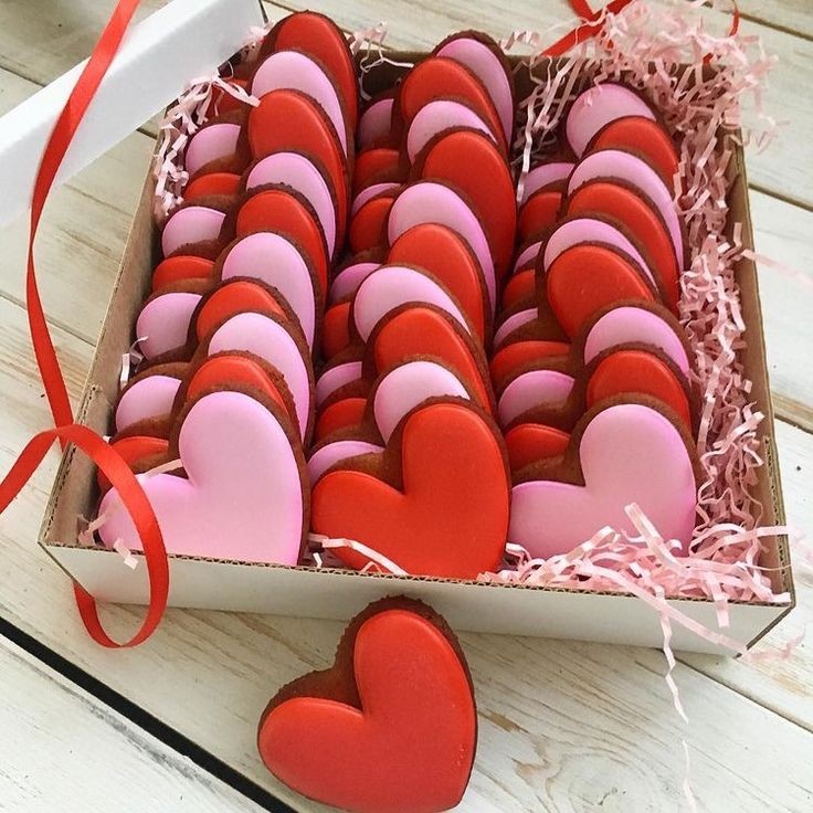 ୭ˊ˗ “𝐇𝐚𝐩𝐩𝐲 𝐕𝐚𝐥𝐞𝐧𝐭𝐢𝐧𝐞𝐬…”

⠀⠀⠀⠀⠀⠀⠀⠀⠀⠀⠀⠀⠀⠀╰─•──╮

. . . .┊⿻ All The Love to Hope. 

<a href="/ElaineMikaelson/">Mía Elaine Mikaelson Marshall</a>, <a href="/EmilyBMM0/">Emi Brianna Mikaelson Marshall</a>, <a href="/GadbrielMS/">Gadbriel Anttonio Mikaelson Sienna || 𝐀𝐔</a>, <a href="/MikaelsonAva/">Ava Stella Mikaelson Marshall</a>, <a href="/Best1Gerard/">Marcel Gerard</a>, <a href="/Julin70800327/">Julián Rossi</a>, <a href="/WilliaxSmi/">Archer Smith</a>, <a href="/slytherinosborn/">✧ Andrómeda Prınce. ❄</a>