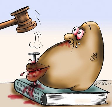 JonahRuhima's tweet photo. I detest the hypocrisy of our intellectual class here! When Hon. Nsereko tried to bring the Computer Misuse Act, a law that was aimed at supporting the existing laws in fighting cyberbullying, insults, and other related crimes, some groups, because at that time they thought they https://t.co/HV3JU56kye