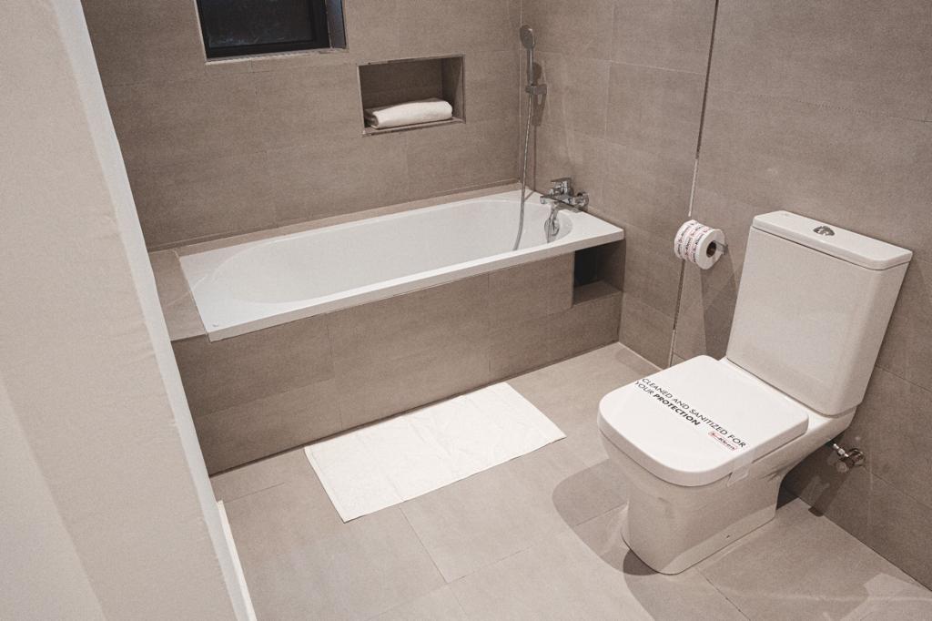 BetaRealtors's tweet photo. For Sale
M 120 Apartments
Location: Freedom Way, Lekki Phase 1 Lagos ๐ณ๐ฌ
Asking Price: โฆ188m
Features:
-Outdoor garden
-Creche
-Gym facilities
-Swimming pool
-5 A-side football pitch
-Food/Work cafe
Title: Governor's Consent
#BetaRealtors #RealEstate #homebuyers #LetsTalk https://t.co/qwVv3dBkxx