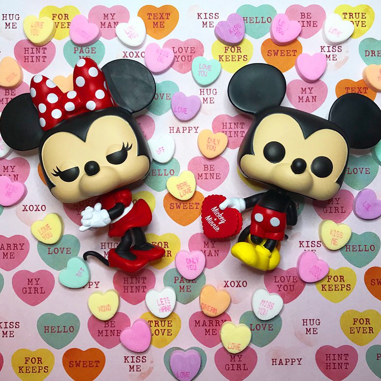 ❤️🍬🧡🍭💛🍬💚🍭🩵🍬💙🍭💜

#funkophotoadaychallenge #photoadaychallenge #funkophotoaday #funaticallyeverafter #funaticallyyours #funko #funkopop #funaticofthemonth #disney #mickey #mickeymouse #minniemouse