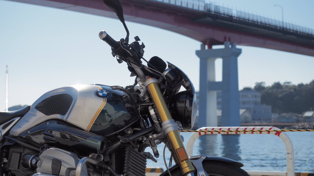 Michi401248121's tweet image. 今日は暑いくらいでした。
三浦半島はもう桜が咲いています。
今日は一眼で撮りました。
#EM5
#三浦半島 
#rninet