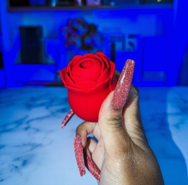 Such a cute little rose!  🌹10 Tapping Patterns  🌹10 Sucking Patterns 🌹Dual Stimulation for Intense Orgasms<a href="/tag/productreviews"class="tags"><span>#productreviews</span></a>