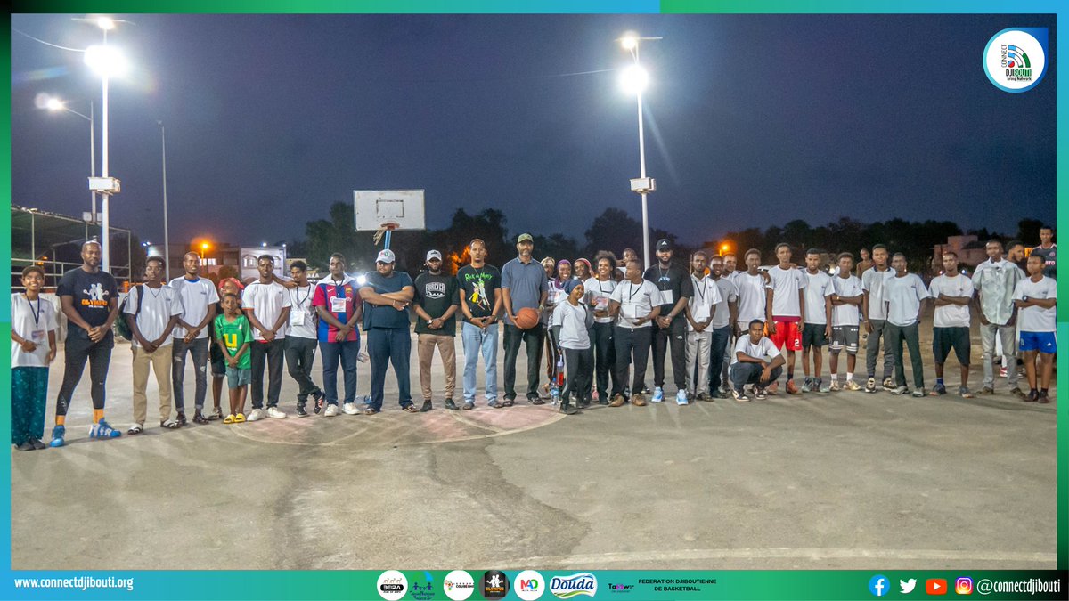 ConnectDjibouti's tweet photo. Événement #SPORTS &amp; #SANTÉ: un succès retentissant🤩🏋🏽‍♀️

Merci à tous les participants et partenaires qui ont contribué à faire de cette journée un moment inoubliable😍

Des démos sportives, au match de 🏀 à l'espace détente, tout était réuni pour un aprèm dédié au bien-être‍♀️‍♂️ https://t.co/Hb8pelPpzY