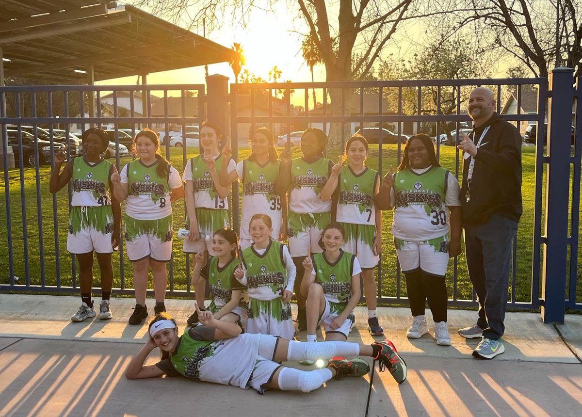 Congratulations to our Highgate Girls’ Basketball 🏀 Team for finishing the season UNDEFEATED! Go Huskies! #HighgateHuskies <a href="/PBVUSD/">Panama-Buena Vista Union School District</a> <a href="/ms_mhicks/">Morgan Hicks</a>