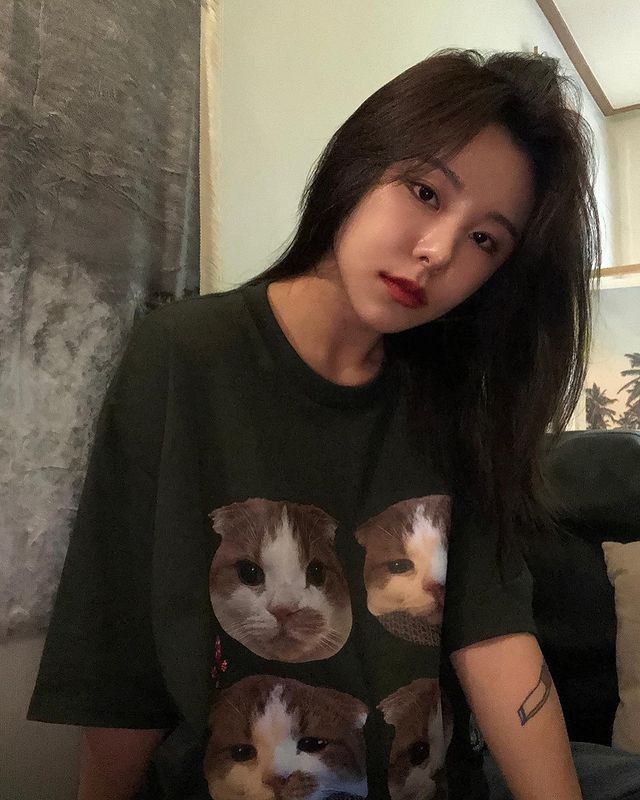 —  valentine by 5 seconds of summer