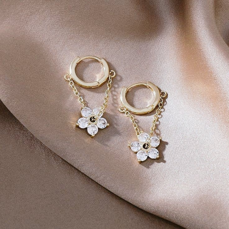 ⠀⠀⠀⠀⠀ ⠀

⠀⠀⠀ Happy Valentine's Day,

                        Daisy! 😘🥰
              (<a href="/ALoyalDaisy/">Daisy Evans//FAKE</a>)