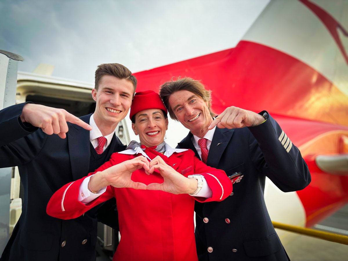 We @_austrian love our job! This love of the profession is often passed on within generations. Like our B777 Captain Walter and his son Christoph, co-pilot on the Embraer fleet. Walter's partner Aylin's heart also beats at lofty heights as a purser! #HappyValentinesDay! ❤