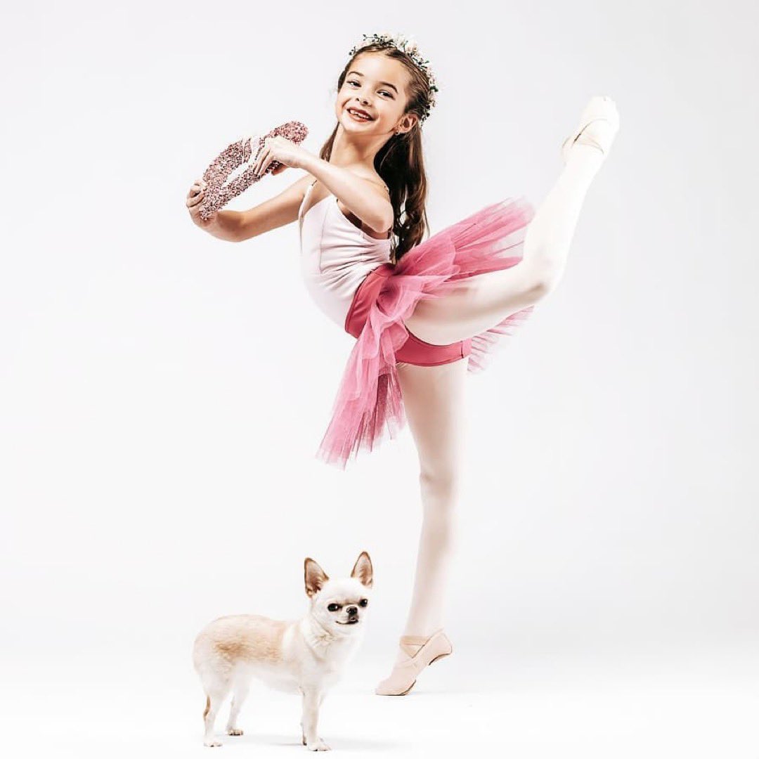 Happy Valentines Day 🩷
Dancers Love Dogs 

Dancer <a href="/sienna/">Trisha Johnson</a>.aller &amp; Tiny Tina Turner 

Photo Credits: <a href="/rhileephotog/">rhileephotog</a>