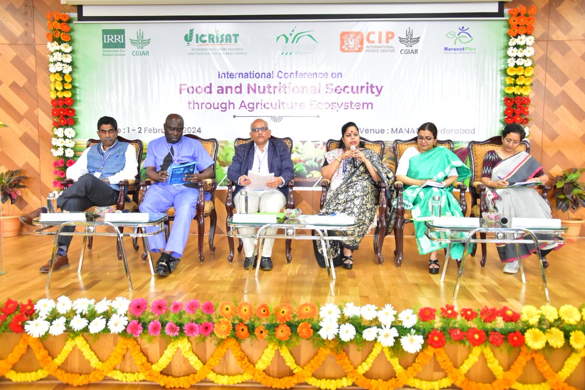 🌾 <a href="/irri/">IRRI 🌾</a> participated as a knowledge partner at the 'Int'l Conference on Food and Nutrition Security through Agriculture Ecosystem.' <a href="/JoannaKP/">Joanna Kane-Potaka</a>, <a href="/nayak_swati/">Dr. Swati Nayak</a> &amp; <a href="/SugandhaMunshi/">Dr. Sugandha Munshi</a> underscored the urgency of breeding programs for resilient crops, and addressing gender-specific needs.