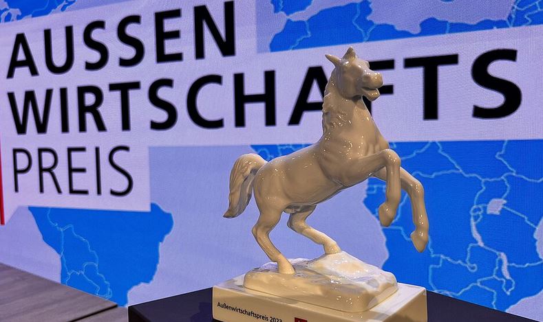 Niedersachsen zeichnet Exporterfolge aus - Bewerben Sie sich noch bis zum 21. Februar für den renommierten Außenwirtschaftspreis des Niedersächsisches Ministerium für Wirtschaft, Verkehr, Bauen und Digitalisierung: nds.de/fuer-niedersae…