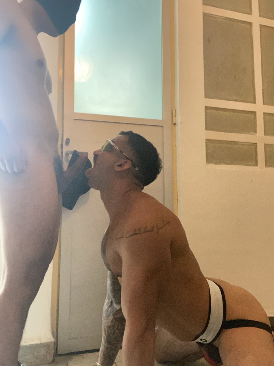 Leche 💦 en mi cuerpito. 🔥 onlyfans.com/jesushirayc