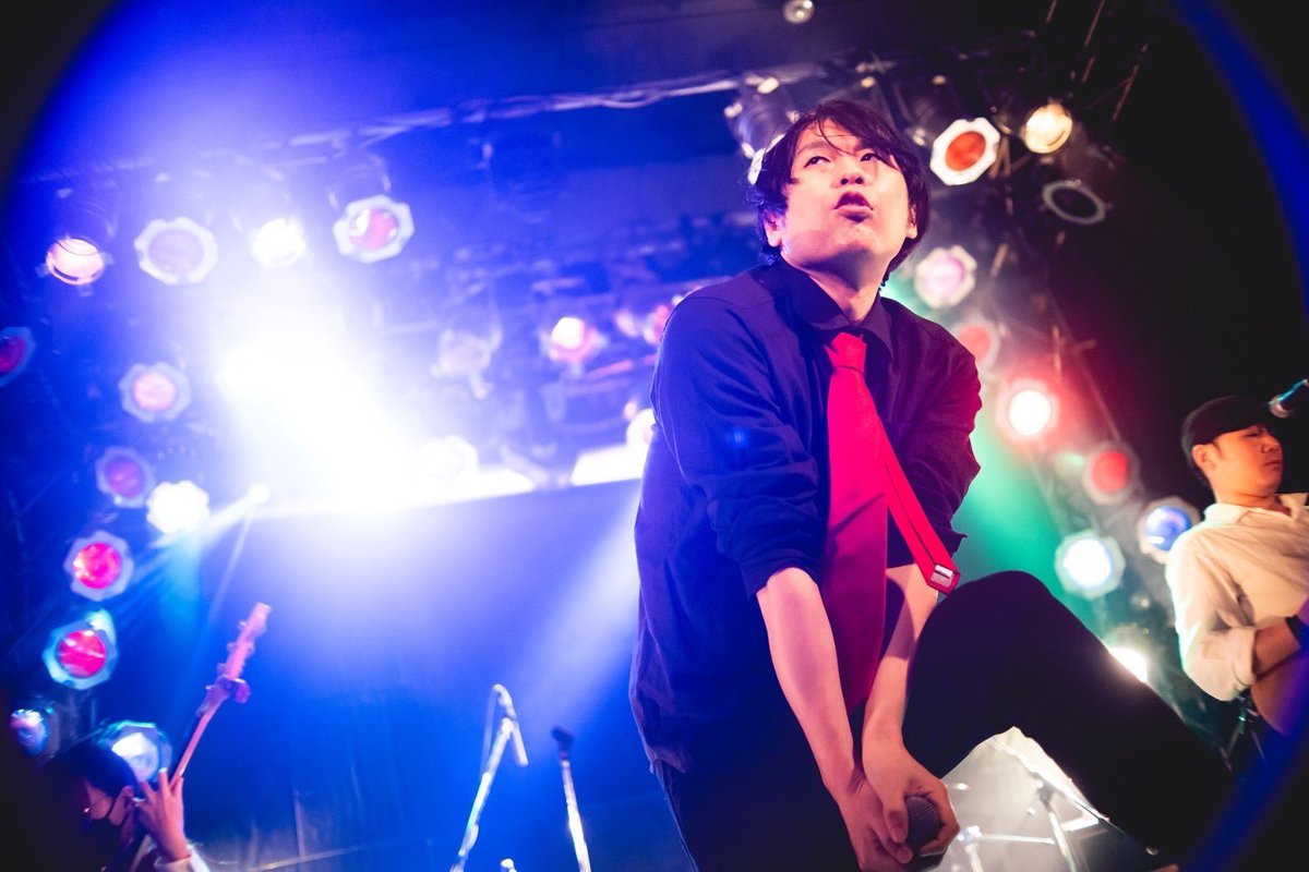 redgrammy0107's tweet photo. 前回のライブは　#torishio_1236 さんに撮って頂きました　どれも躍動感あって素敵な写真ばかりありがとうございます！
動画も撮って頂いたので後ほど https://t.co/KmJVPUuX5w