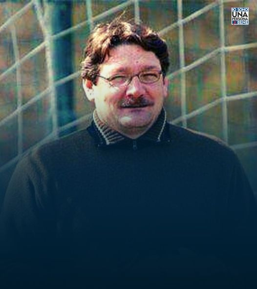 Se avete cinque minuti, leggete fino alla fine questo articolo.
Per conoscere la grandezza. Quella vera.
Astutillo Malgioglio, per gli amici Tito, era il portiere di riserva dell’Inter di Trapattoni, quella dello scudetto dei record. Nel 1987 lo andai ad intervistare per Il