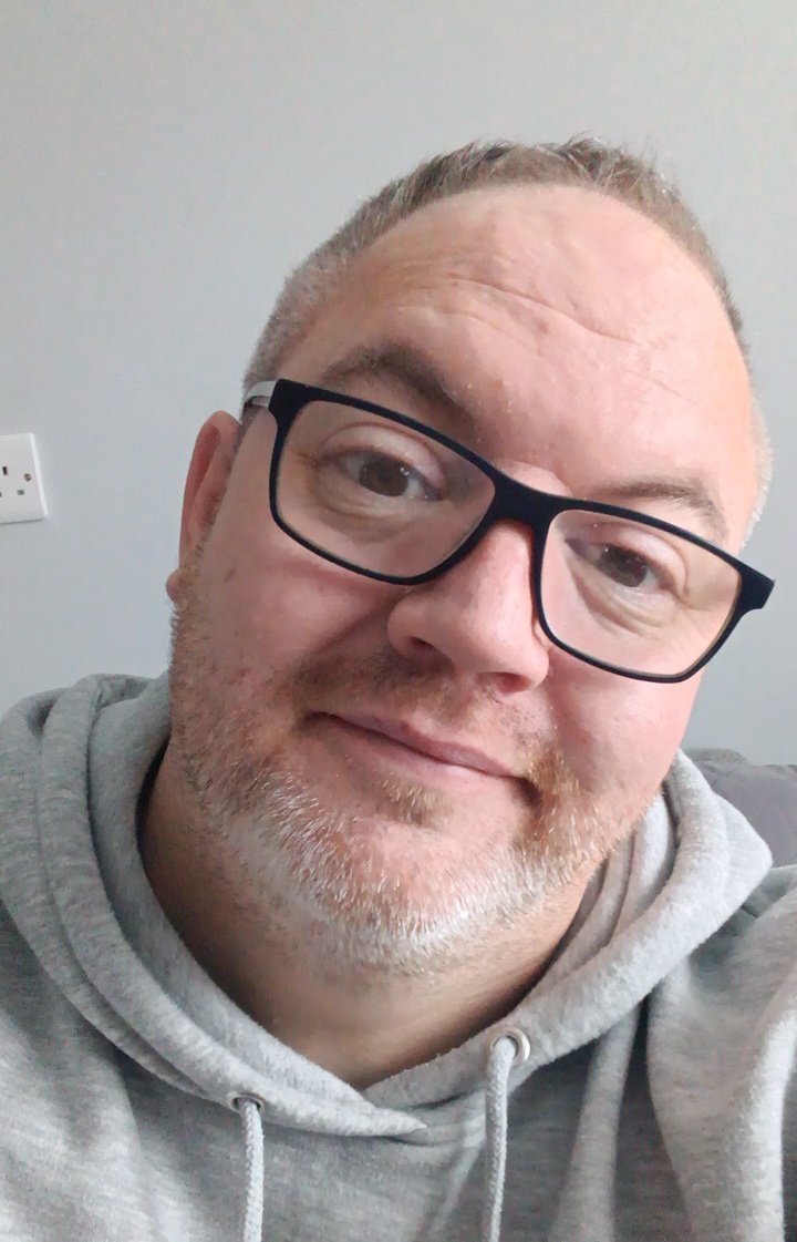 StuffedShaun's tweet photo. Apparently, it'll be 13Β°C tomorrow here in Ireland.
Time to get some of that beautiful vitamin D on my face. π€£
#LongWinter
#ByeByeBeard https://t.co/q23ihjSlv6