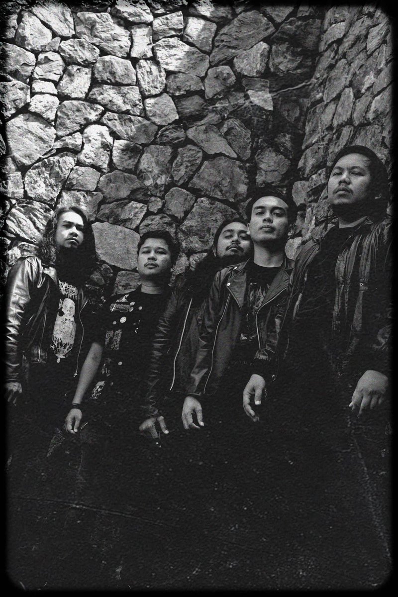 First track preview 'Blasphemous Cult' from Obscurial's upcoming album Heretic.

LISTEN HERE‼️
youtu.be/P_bLlJrUlfc?si…