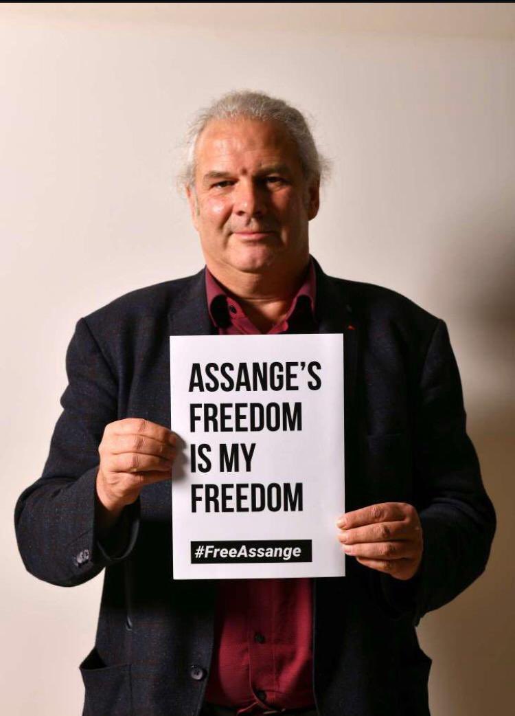 AndrejHunko's tweet photo. In wenigen Tagen, am 20./21. Februar, ist die möglicherweise letzte Anhörung von Julian #Assange in Großbritannien. Ich werde trotz unfassbarer Restriktionen für die Öffentlichkeit zur Prozessbeobachtung nach London fahren. #freeassange https://t.co/HkuoDvzJhN