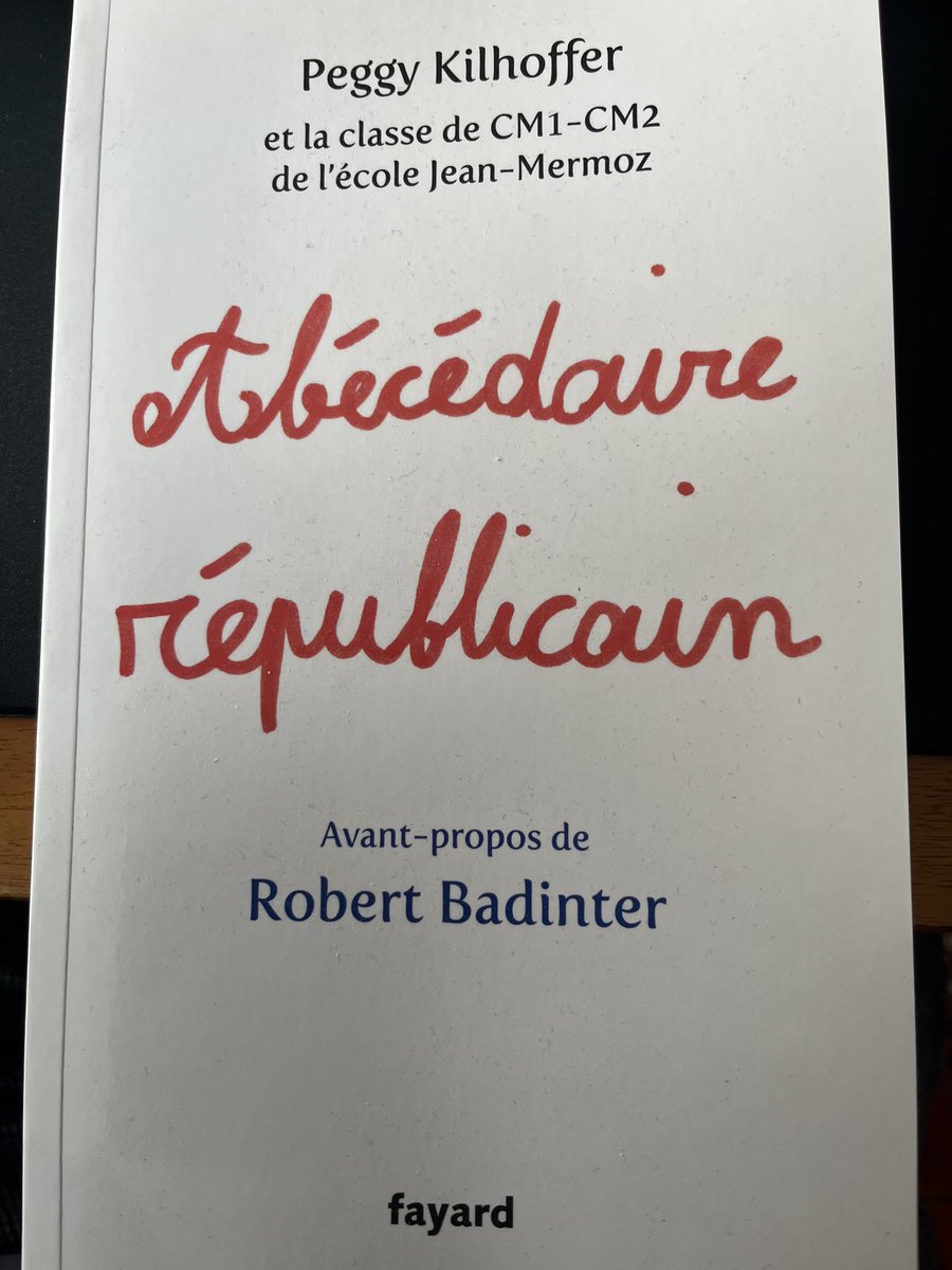 OlivierFaron's tweet photo. Robert Badinter nous a fait en 2021 l’immense honneur de préfacer l’Abécédaire républicain, formidable projet porté par Peggy Kilhoffer. Ses mots résonnent fortement aujourd’hui et nous inspirent: « Honorons donc la mémoire de Samuel Paty, héros de la laïcité ».
Jamais oublier! https://t.co/uKcRi19KL4