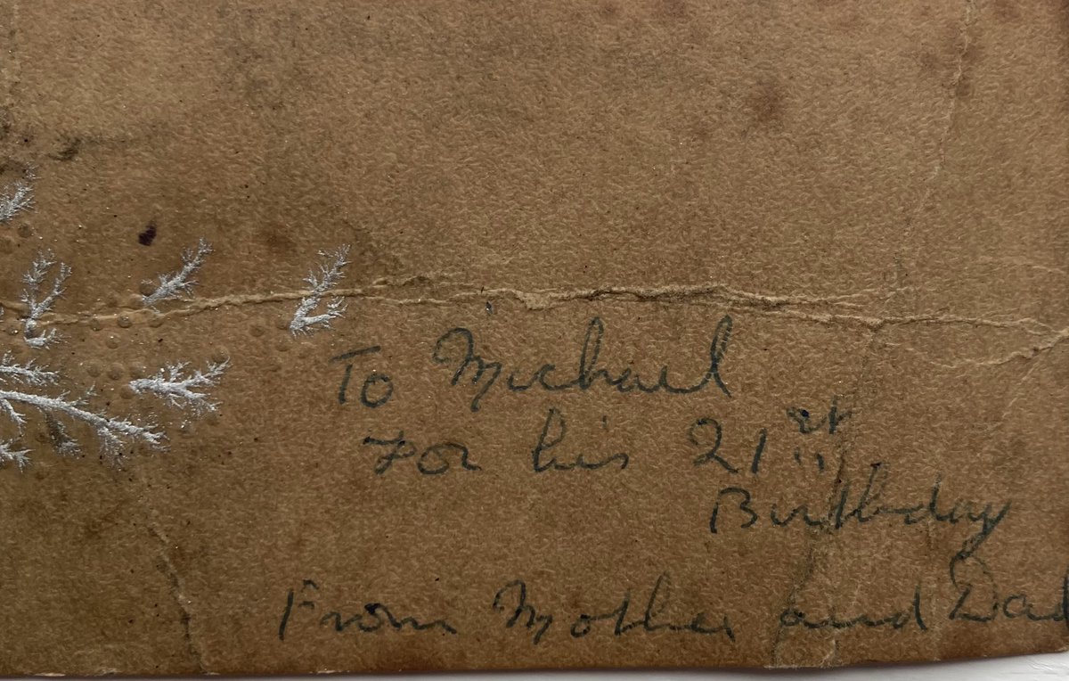 FrisbyKev's tweet photo. @EBMuseum @BarnsArchives @EldonHaz My dad had a clock bought by his parents for his 21st birthday in 1959 I still have the clock and the card that it came with https://t.co/qjUllpQX7N
