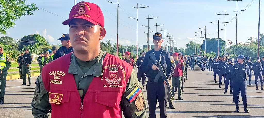 #14Feb Bendecido día a nuestro pueblo Venezolano.
#GNB al servicio de nuestro amado pueblo.