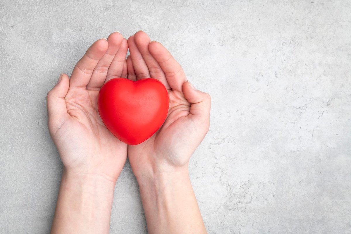 This #ValentinesDay show your heart some love with these tips for keeping it happy and healthy by Cardiologist Clare Arnott, Head of our Cardiovascular Program. Read Clare's top tips here: buff.ly/3w9VXKc