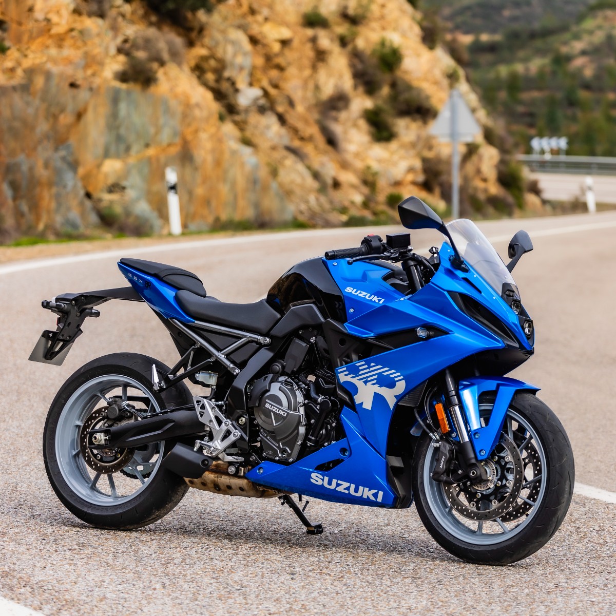 SuzukiBikesUK's tweet photo. Modern or Classic? 

What was the first Suzuki you ever loved 💙
#SuzukiBikes #GSX8R #RGV250 https://t.co/0d15Ez3PLj