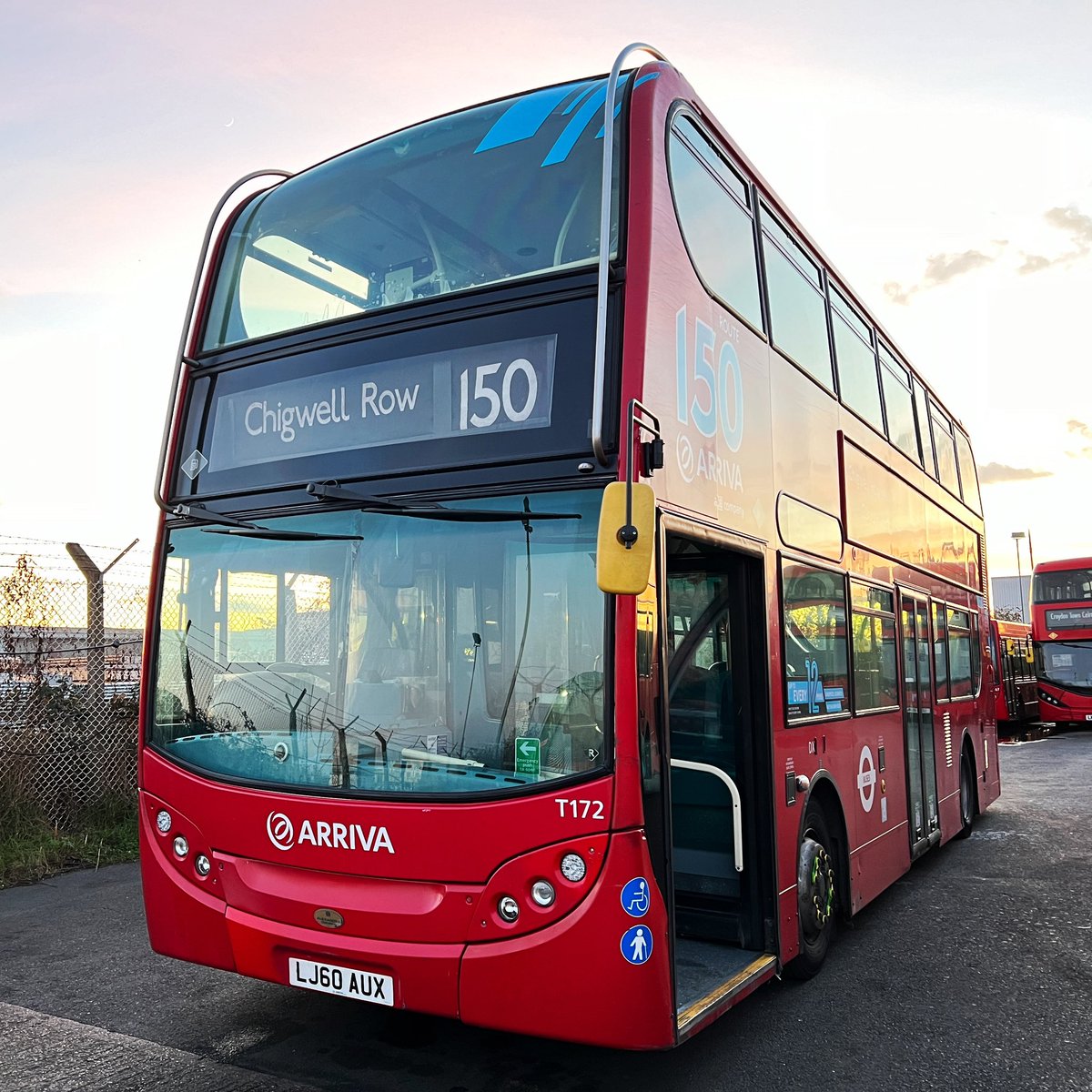 Arriva T172, [AJ60 AUX], Barking Bus Garage, February 2024. 

#thelondontransportdroid #arriva #enviro400 #londonbuses
