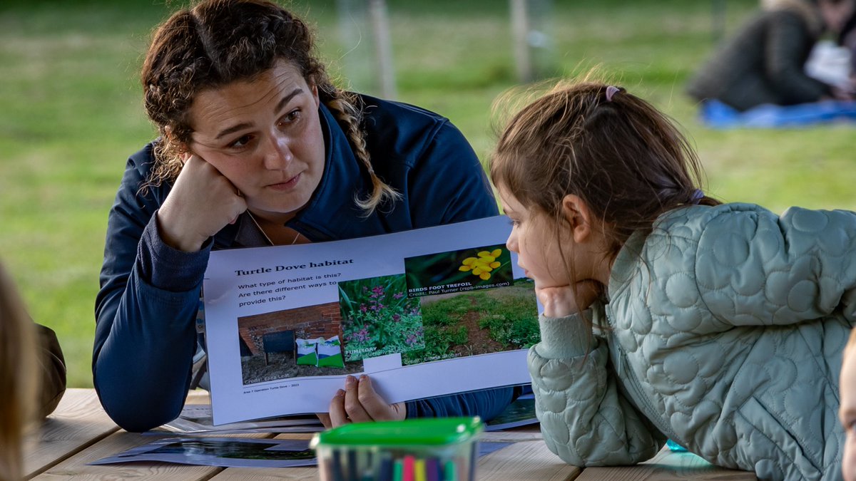 CotonBuzz's tweet photo. @RSPBEngland @SaveTurtleDoves Thank you; for coming to Coton Orchard, helping protect this habitat & for answering all the kidsโ questions with such patience #SaveCotonOrchard #SaveTurtleDoves #CotonHouseMartins ๐ https://t.co/BWFwKhNbsp