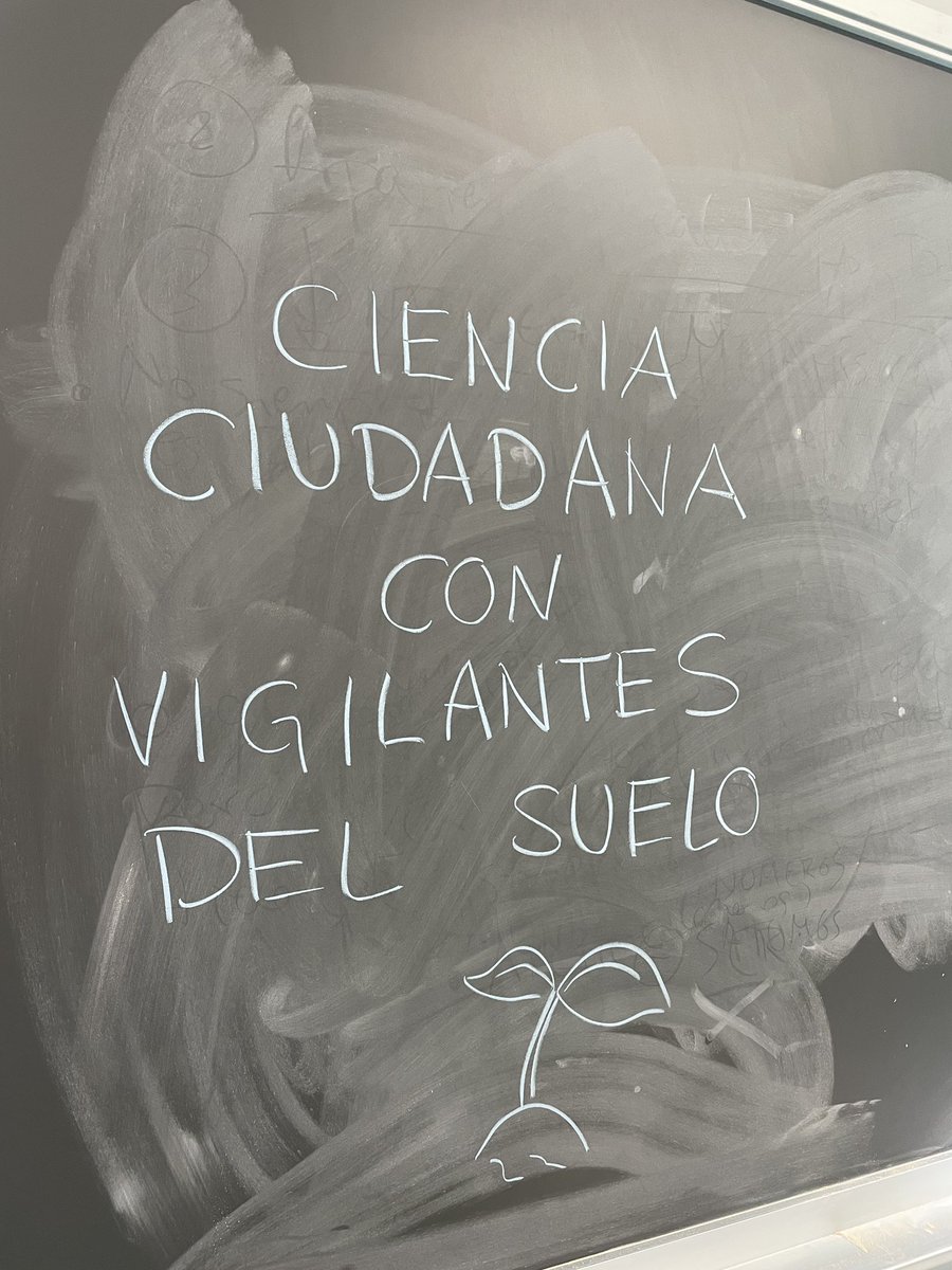 Hoy llevamos #VigilantesdelSuelo al IES Borriol en Castellón 

25 estudiantes de 4 de ESO y 1 de Bachillerato están aprendiendo a usar el kit para analizar el suelo con #cienciaciudadana

Un proyecto con la colaboración de <a href="/FECYT_Ciencia/">FECYT</a>