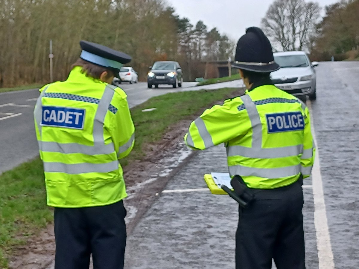 sworcscadets's tweet photo. Cadet Buchanan being given training on the #ProLaser #SpeedGun with Cadet Leader Barletta. Good news for @DroitwichCops residents as all drivers adhering to the #SpeedLimit https://t.co/KOHfEW7Cmm