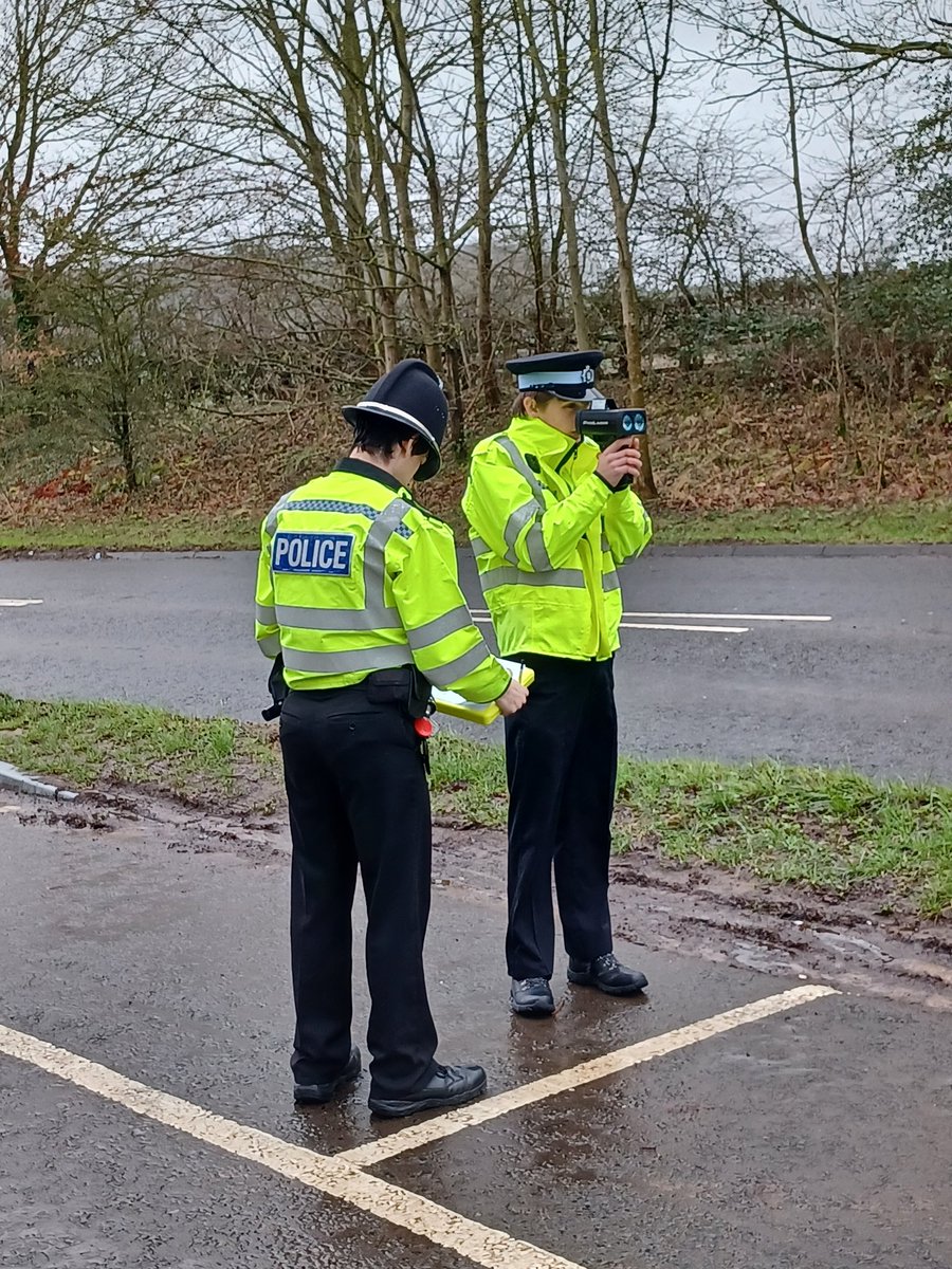 Cadet Buchanan being given training on the #ProLaser #SpeedGun with Cadet Leader Barletta. Good news for @DroitwichCops residents as all drivers adhering to the #SpeedLimit